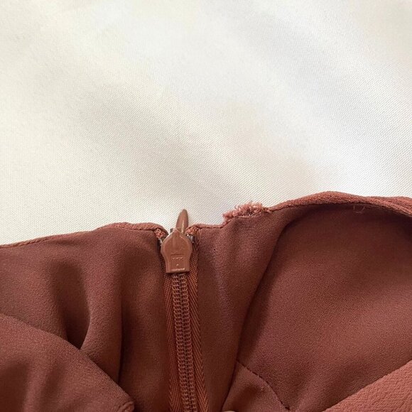 ARITZIA LITTLE MOON BROWN SLEEVELESS V-NECK MINI DRESS ARTICLE 63085 - 0 - Picture 8 of 10